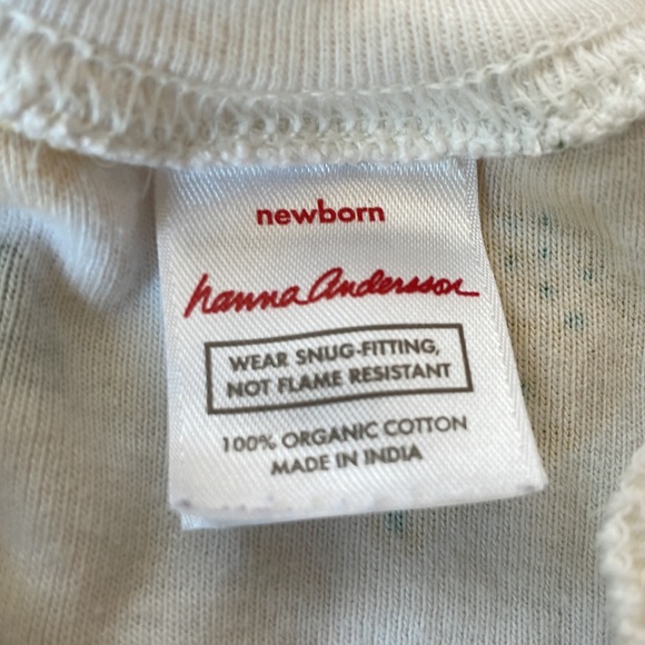 hanna Andersson - zipper footie NB with headband - Picture 4 of 4